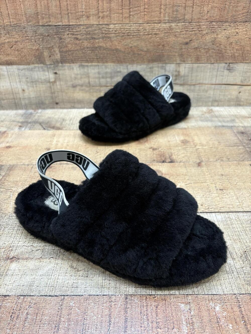 UGG Fluff Yeah Slide Slippers Womens Size 9 40 Black Shearling Logo Shoes